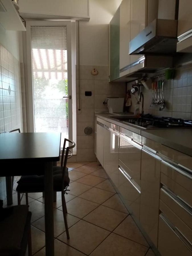 Appartamento Con Terrazzo A 戈尔贡佐拉 外观 照片
