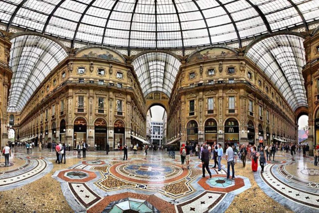 Appartamento Con Terrazzo A 戈尔贡佐拉 外观 照片